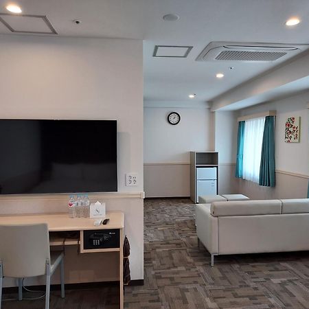 Toyoko Inn Changwon Exteriör bild